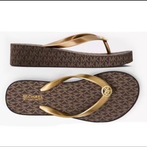 Excellent condition MK flip flops